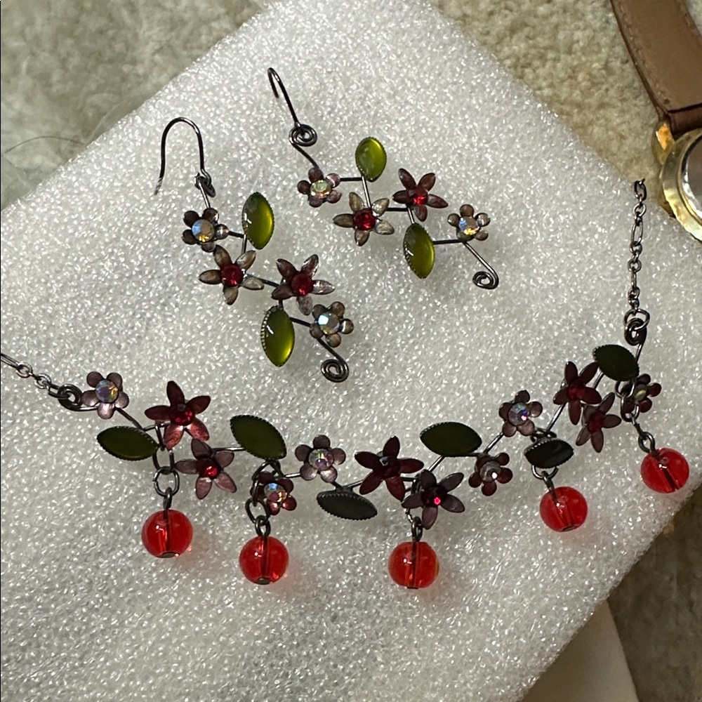 Hand Made Delicate Jewelry